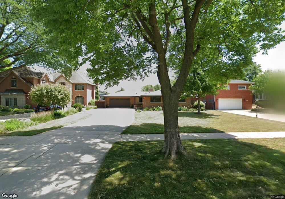 135 S Poplar Ave, Elmhurst, IL 60126 - photo 1