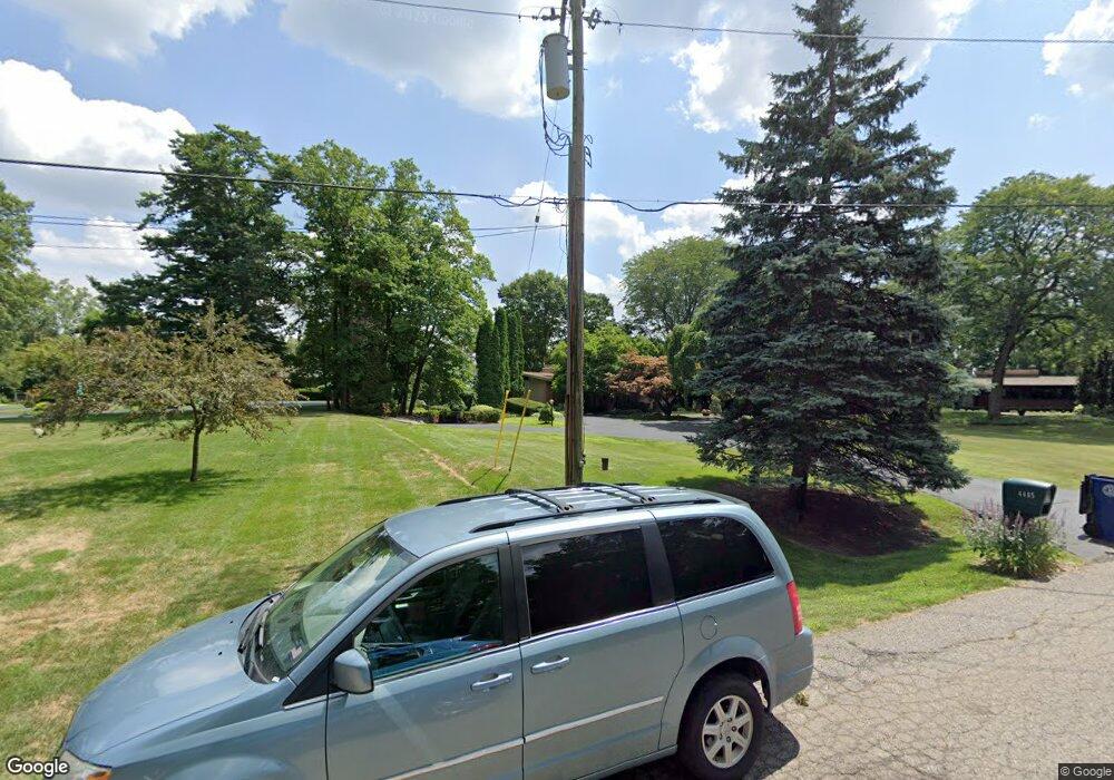 4485 Chisholm Trail, Bloomfield Hills, MI 48301 - photo 1