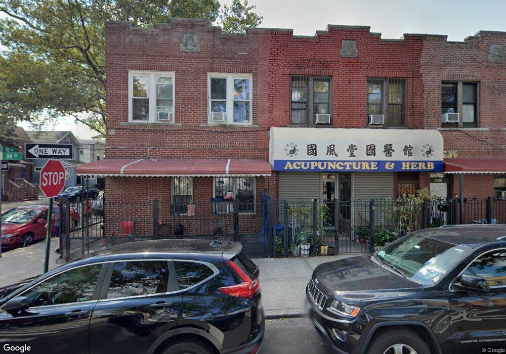 9044 84th St, Jamaica, NY 11421 - photo 1