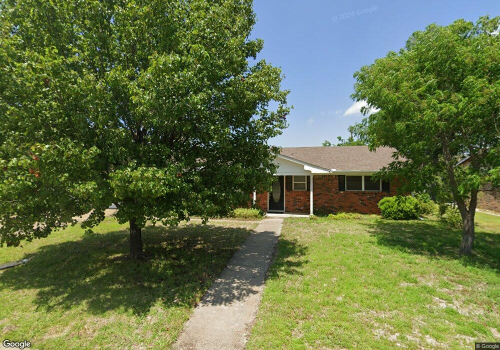 104 Texoma Dr, Whitesboro, TX 76273 - photo 1