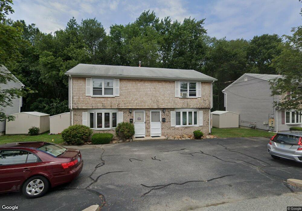 51 Reed St unit 51, Warwick, RI 02886 - photo 1