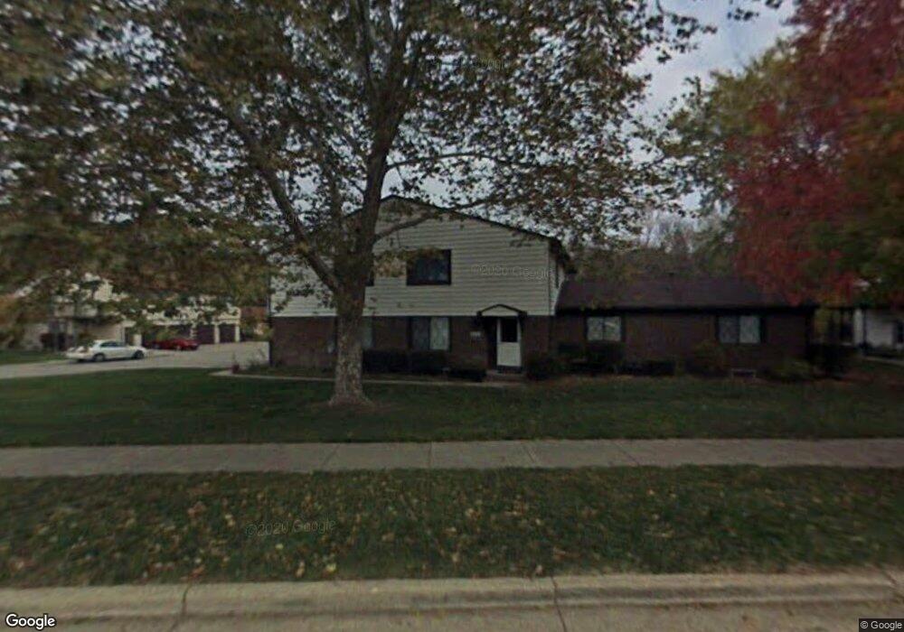 3918 Hunters Ridge 2 Dr, Lansing, MI 48911 - photo 1