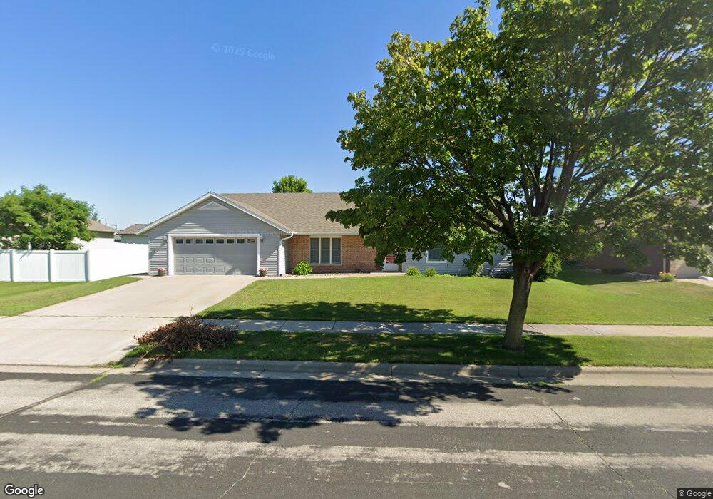 1015 Greenwood St, Holmen, WI 54636 - photo 1