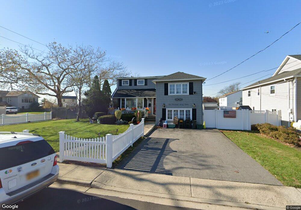 167 Franklin Ave, Island Park, NY 11558 - photo 1