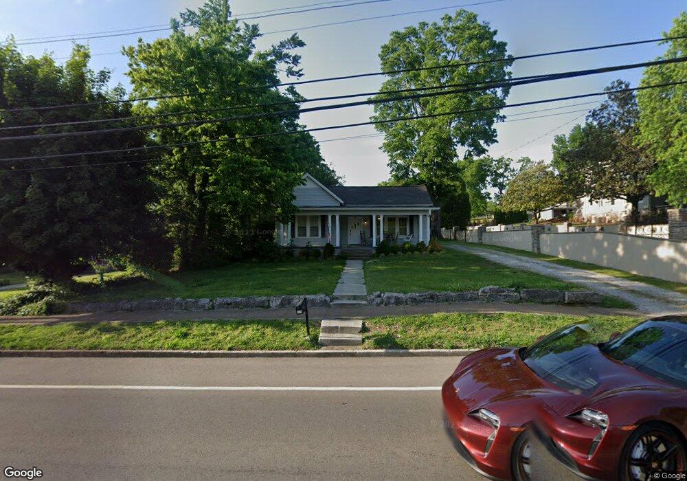 808 W 7th St, Columbia, TN 38401 - photo 1