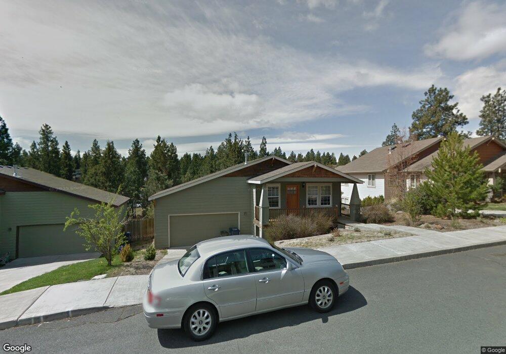 2559 NW Monterey Pines Dr, Bend, OR 97701 - photo 1