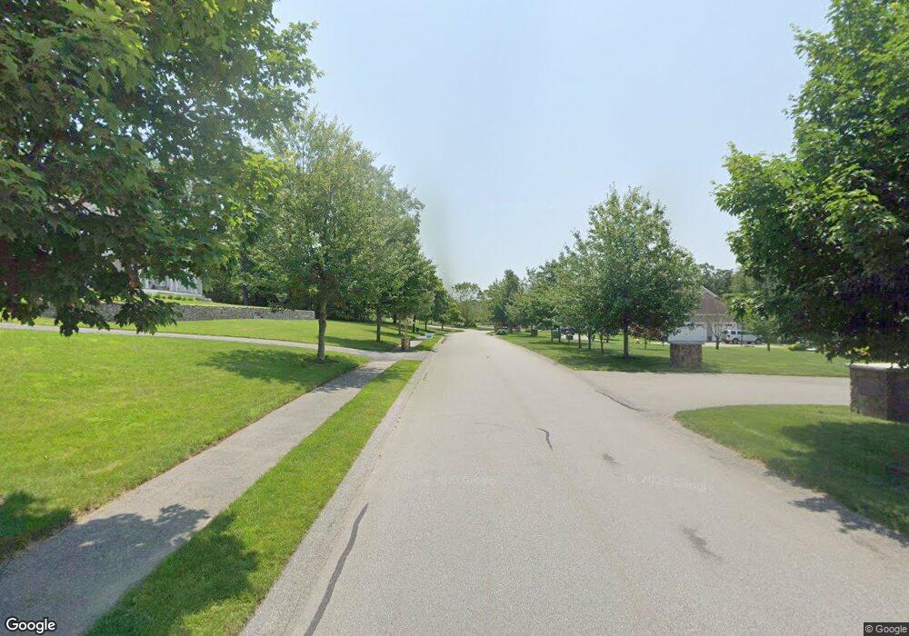 22 Elise Ln, Dartmouth, MA 02747 - photo 1