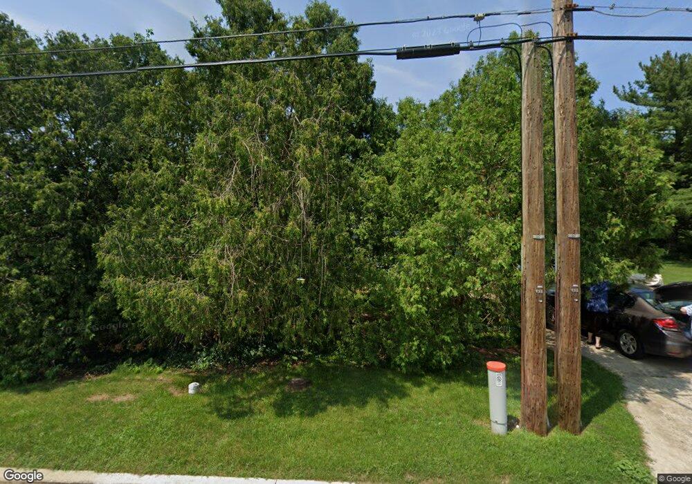 107 Locust St W, Three Oaks, MI 49128 - photo 1