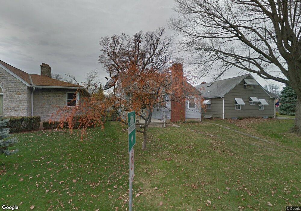 381 Demorest Rd, Columbus, OH 43204 - photo 1