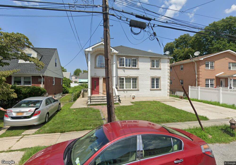 24145 86th Rd unit 2nd FL, Bellerose, NY 11426 - photo 1