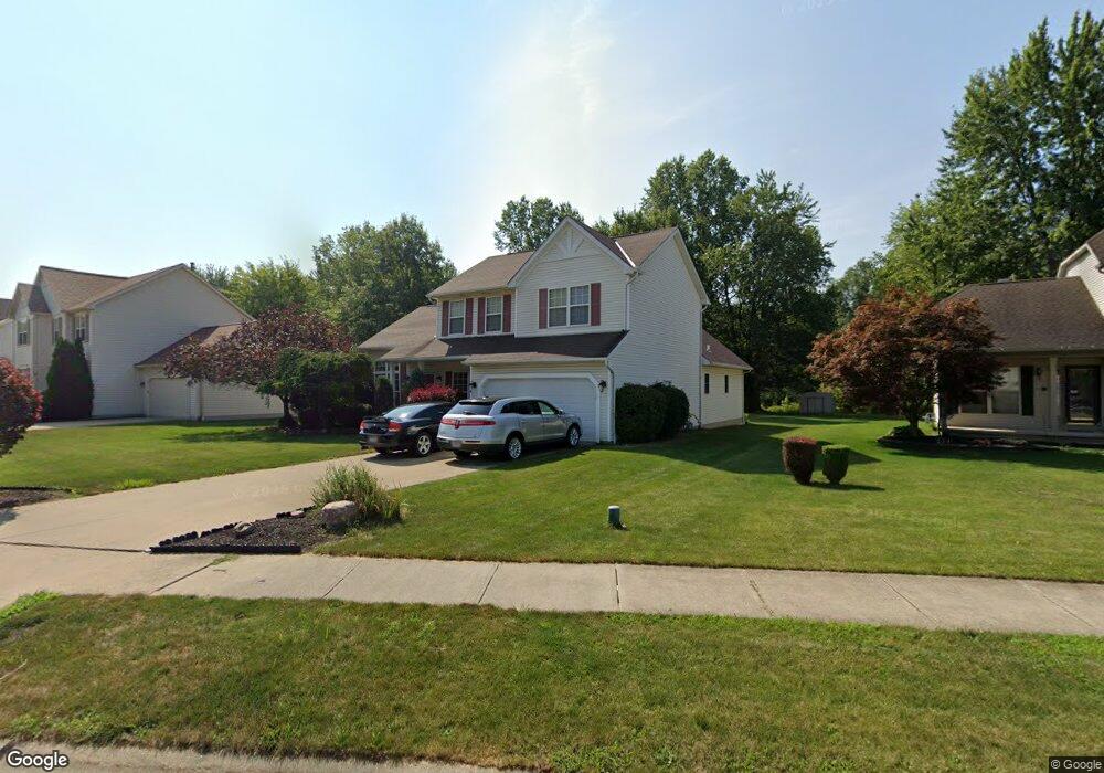 26983 Glenside Ln, Olmsted Falls, OH 44138 - photo 1