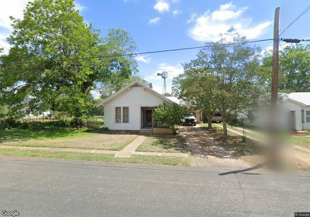 508 Fulton St, Fredericksburg, TX 78624 - photo 1