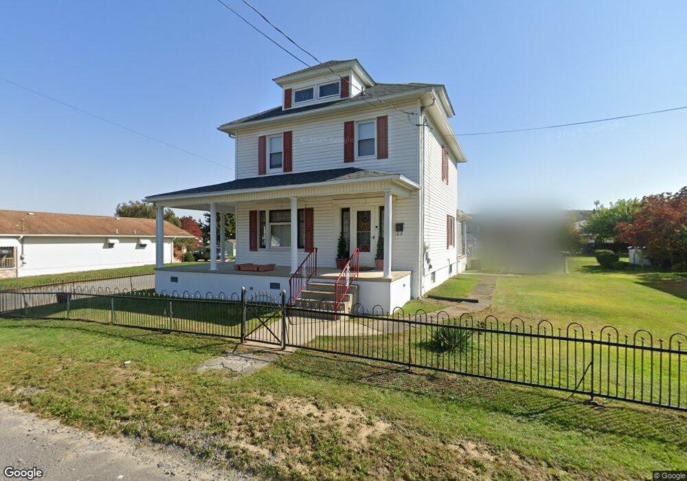 301 Harding St, Dupont, PA 18641 - photo 1