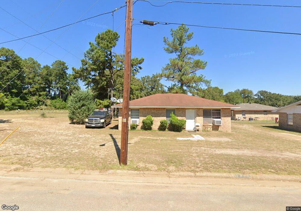2212 Lola St, Nacogdoches, TX 75964 - photo 1