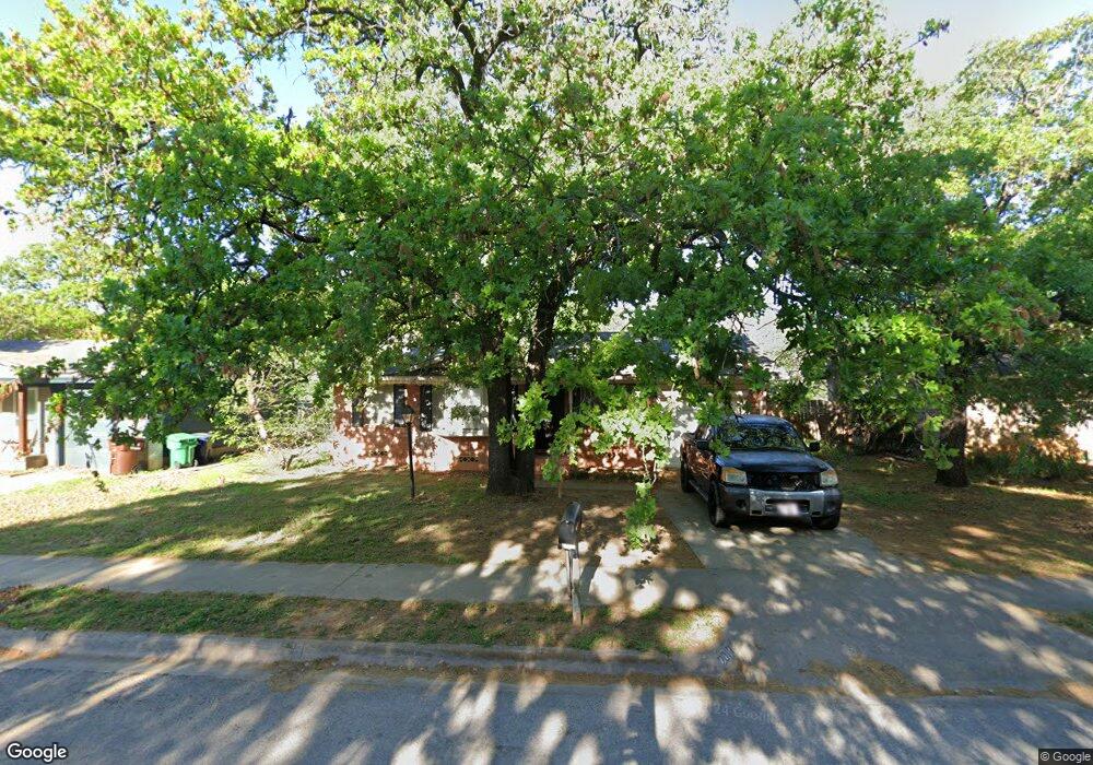 2010 Mercedes Rd, Denton, TX 76205 - photo 1