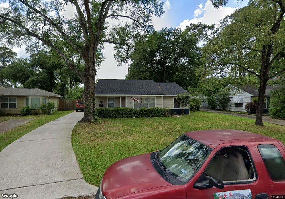 1635 Richelieu Ln, Houston, TX 77018 - photo 1