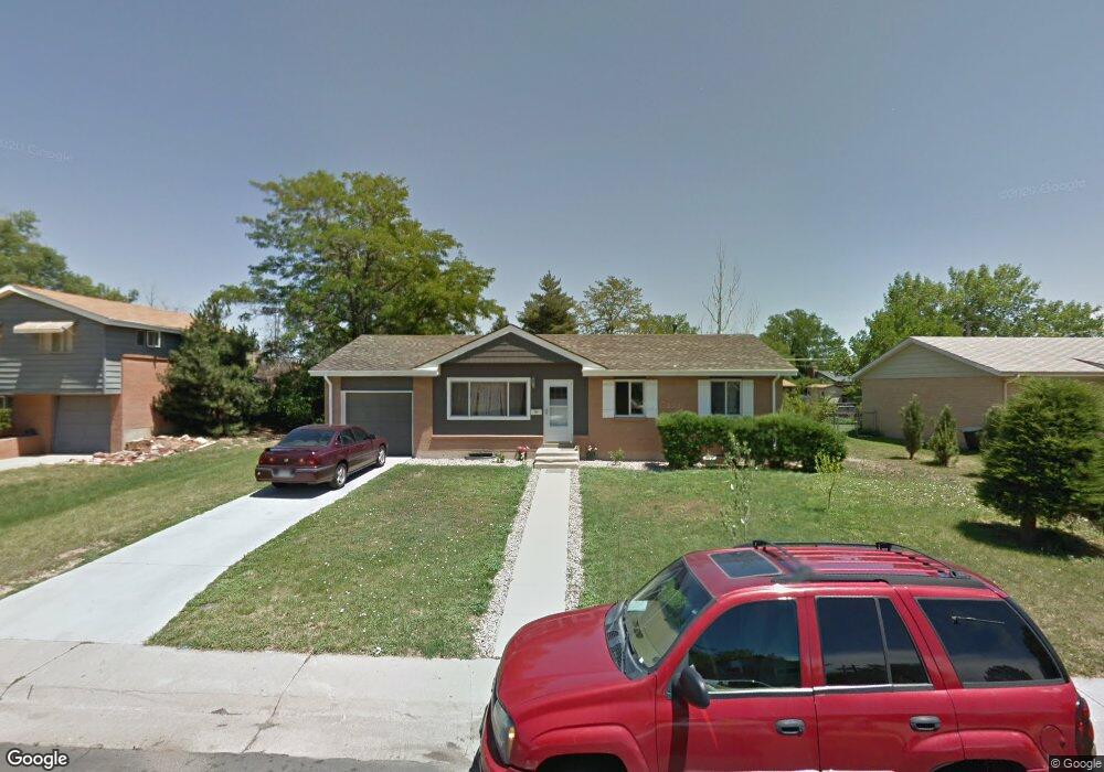 658 Elkhart St, Aurora, CO 80011 - photo 1