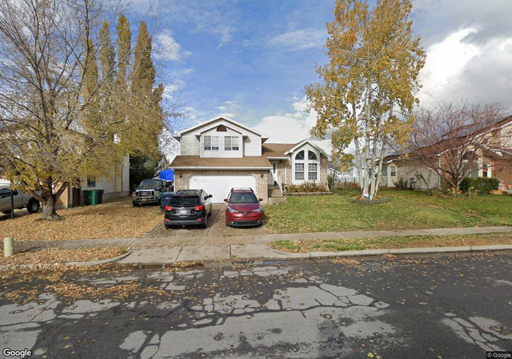 1064 W 450 S, Layton, UT 84041 - photo 1