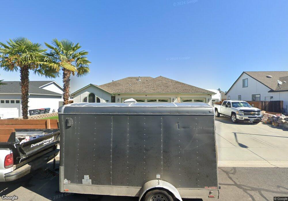 2453 St James Way, Central Point, OR 97502 - photo 1