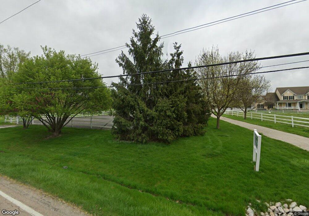 2S327 Hart Rd, Batavia, IL 60510 - photo 1