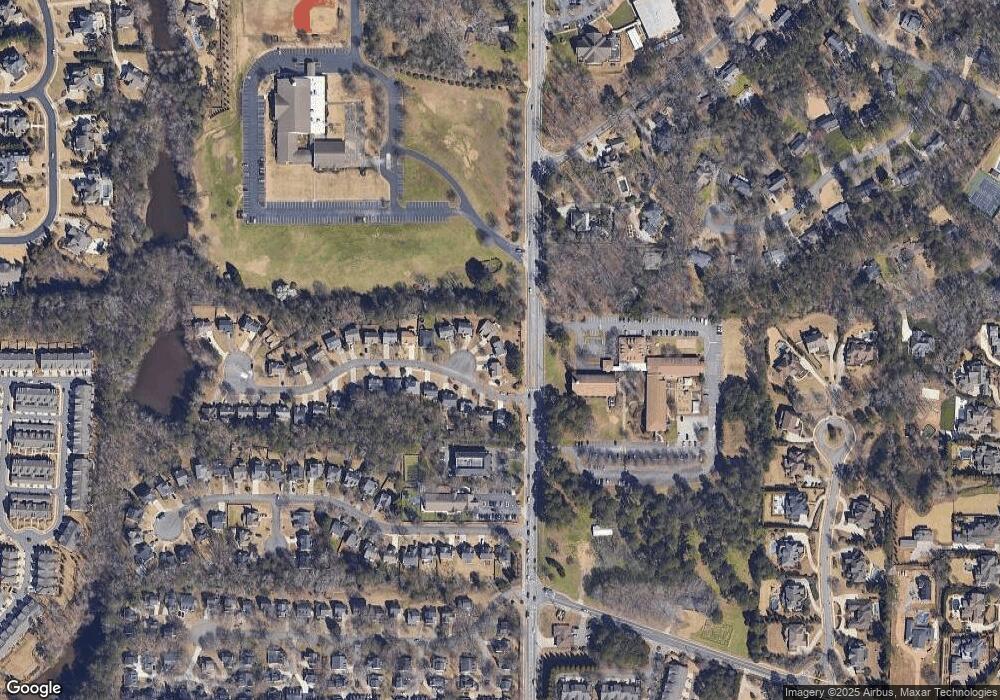 1010 Hidden Pond Ln, Roswell, GA 30075 - photo 1