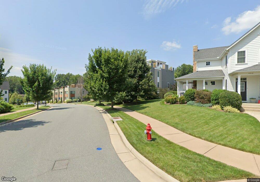 609 Lochlyn Hill Dr unit 23, Charlottesville, VA 22901 - photo 1