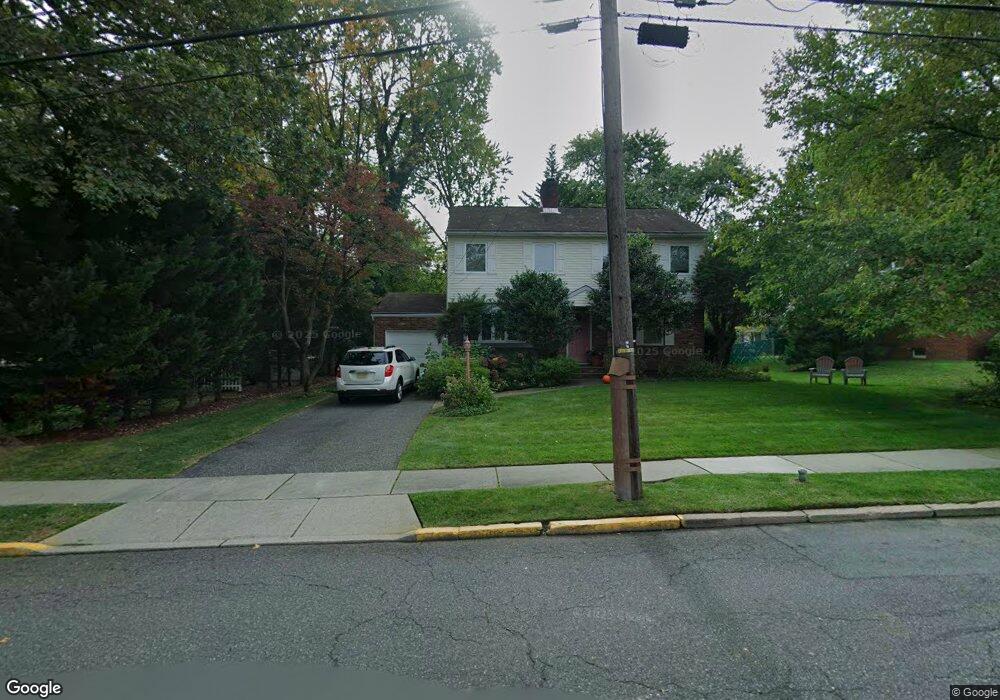 661 Center St, Oradell, NJ 07649 - photo 1