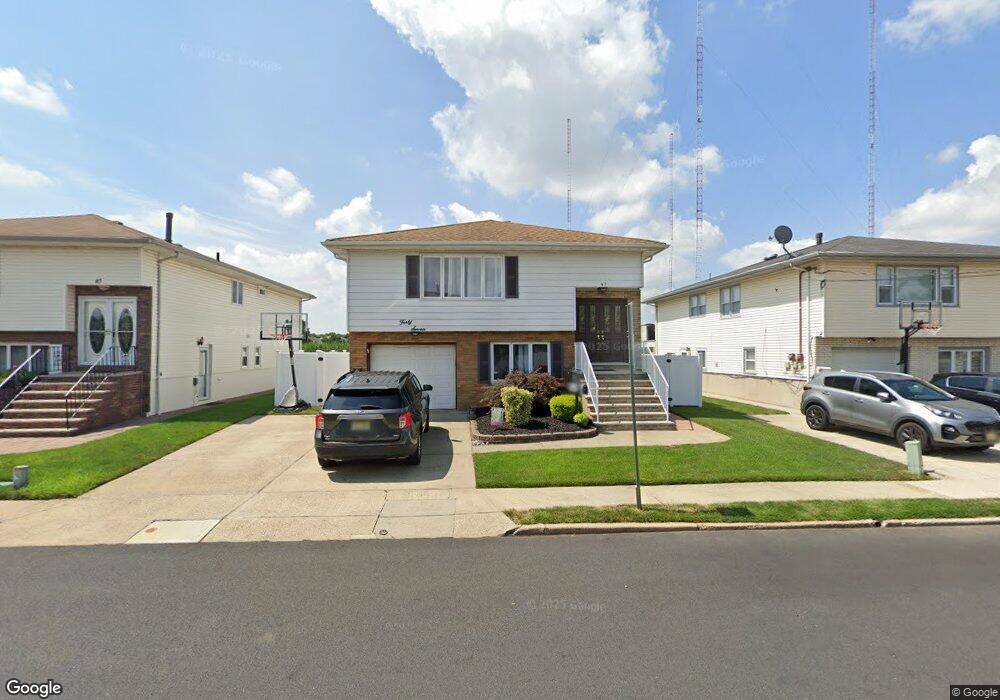 47 Huber St unit 1, Secaucus, NJ 07094 - photo 1