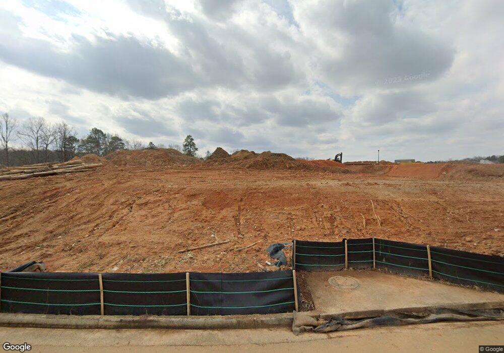 535 Laurel Cove Dr, Hoschton, GA 30548 - photo 1