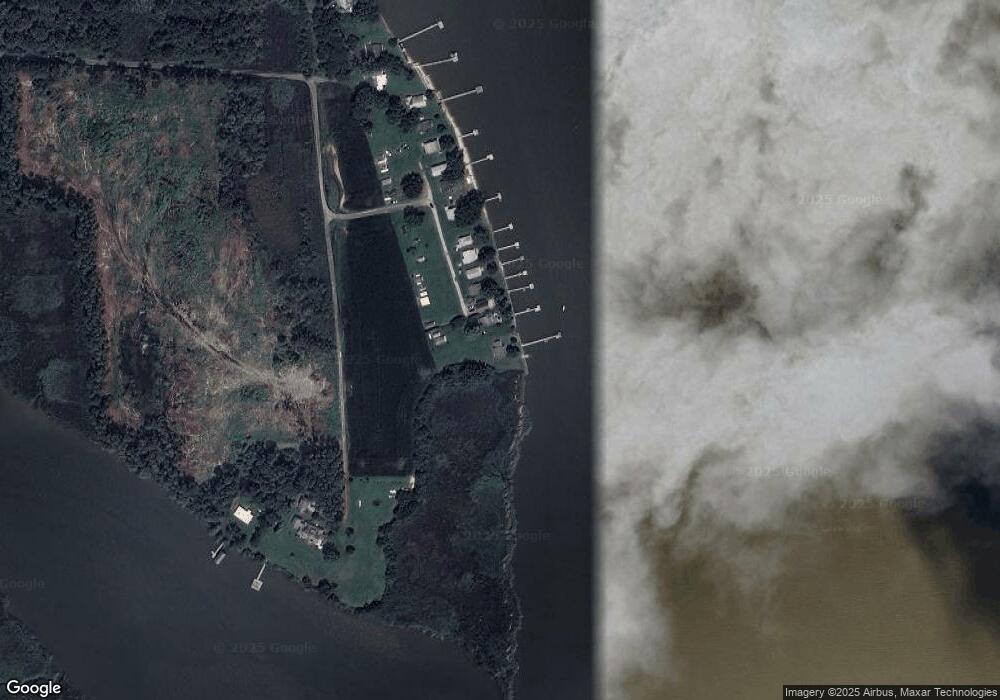 225 Lands End Rd, Tappahannock, VA 22560 - photo 1