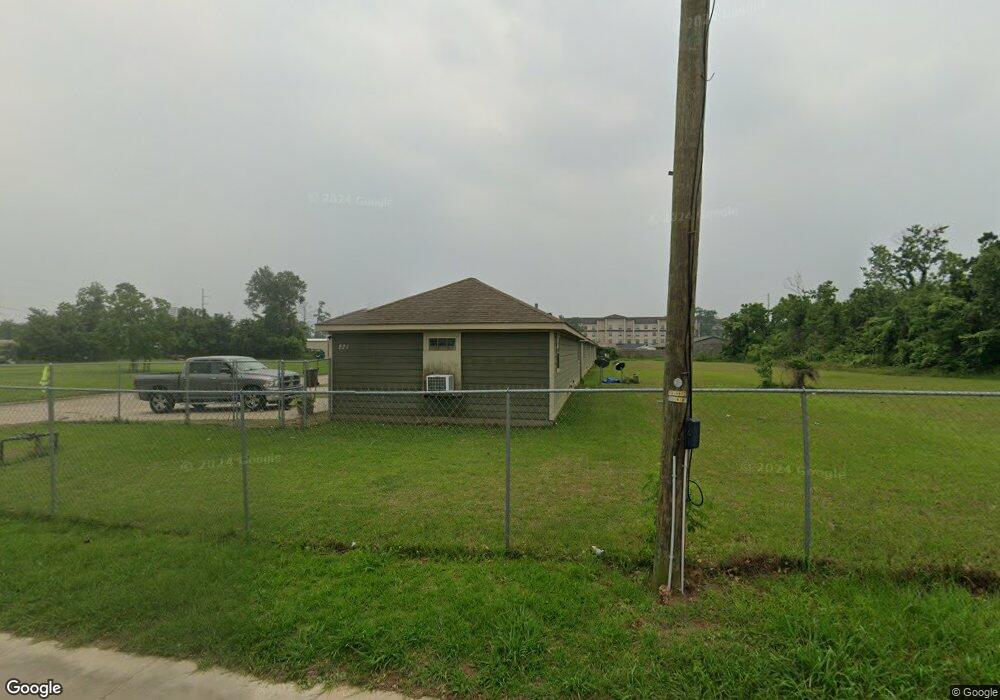 821 W 18th St unit A, Lake Charles, LA 70601 - photo 1