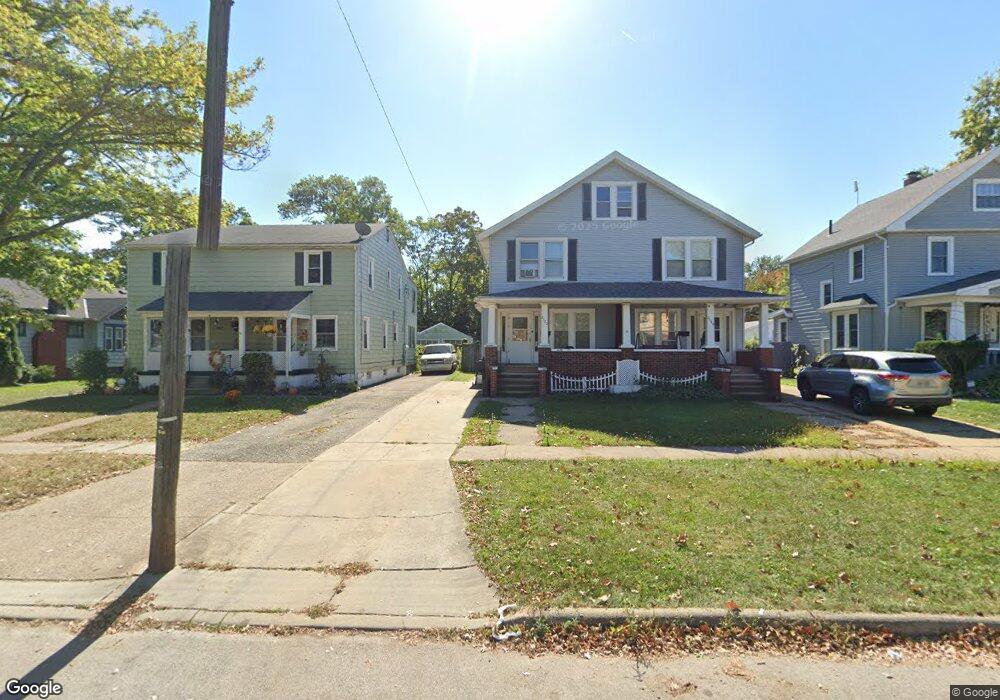 2122 E 30th St, Lorain, OH 44055 - photo 1