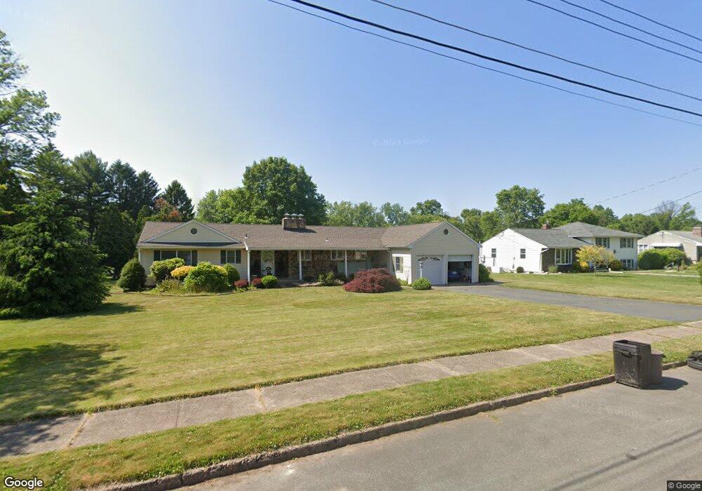 23 Clover Hill Cir, Ewing, NJ 08638 - photo 1