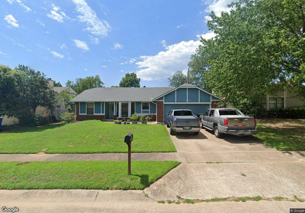5108 S Maple Ave, Broken Arrow, OK 74011 - photo 1
