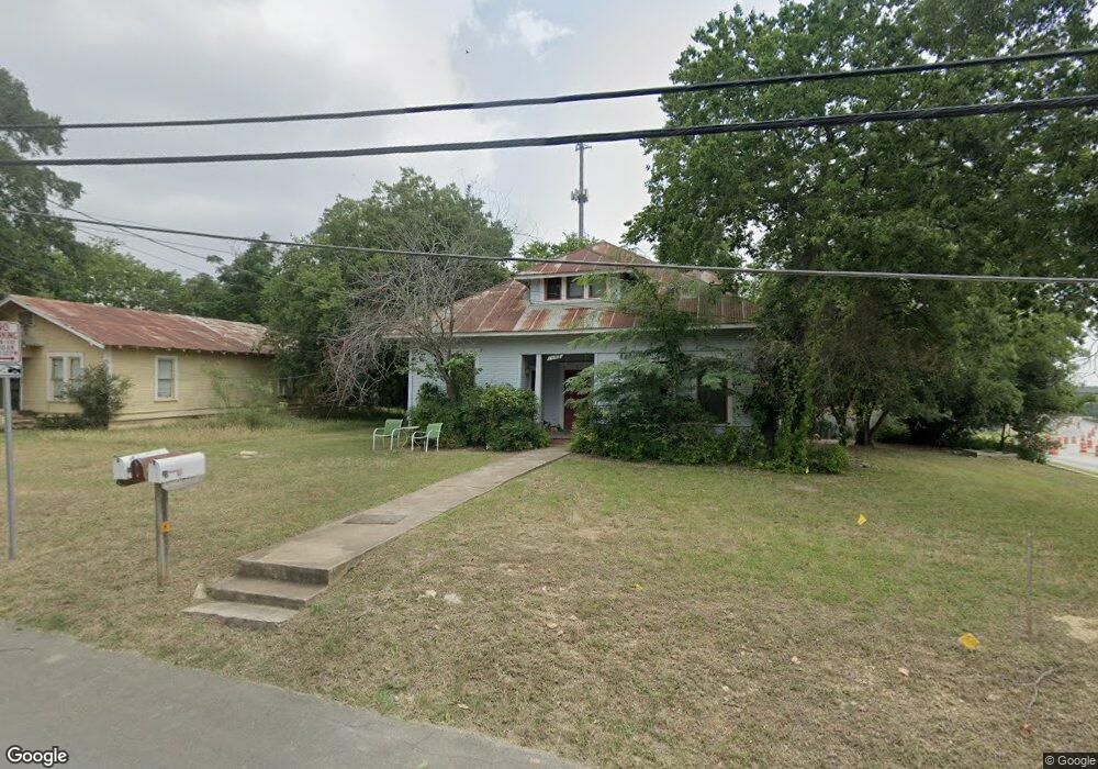 1002 Alamo St, San Marcos, TX 78666 - photo 1