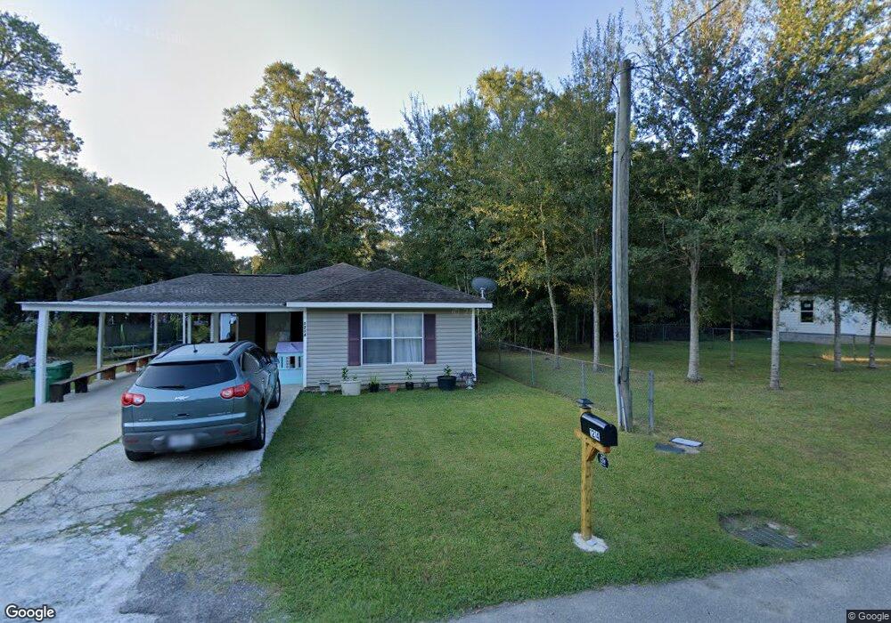 1210 Baylous St, Picayune, MS 39466 - photo 1