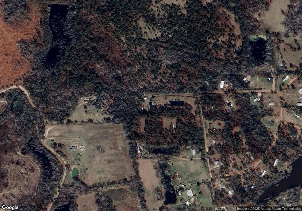 802 Ivy Rd, Broxton, GA 31519 - photo 1