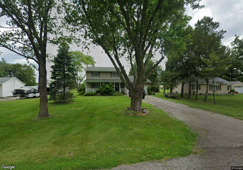 388 Dean Dr, Owosso, MI 48867 - photo 1