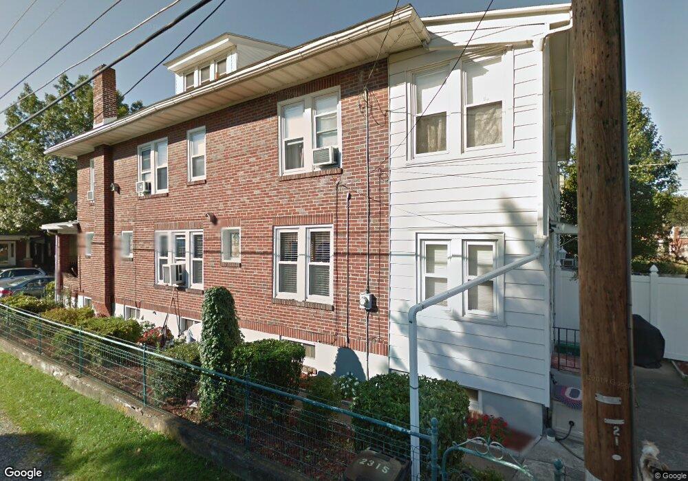 2317 Spring St, Reading, PA 19609 - photo 1