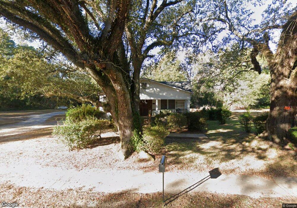 1914 S West St, Bainbridge, GA 39819 - photo 1