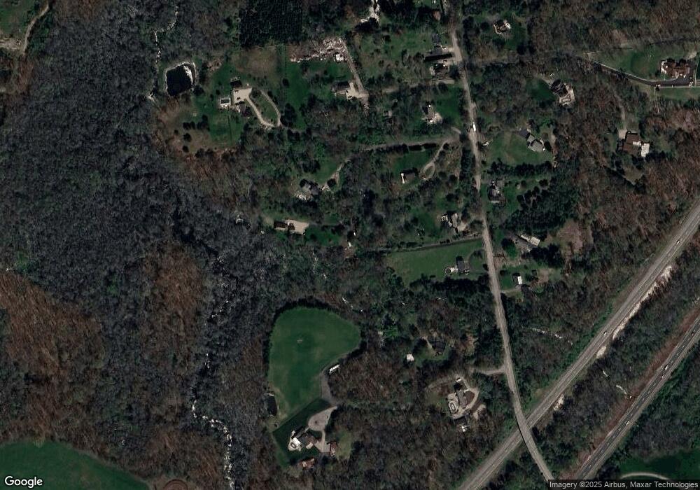 219 N Anguilla Rd, Pawcatuck, CT 06379 - photo 1