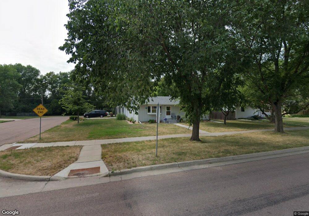 2902 10th St N, Fargo, ND 58102 - photo 1
