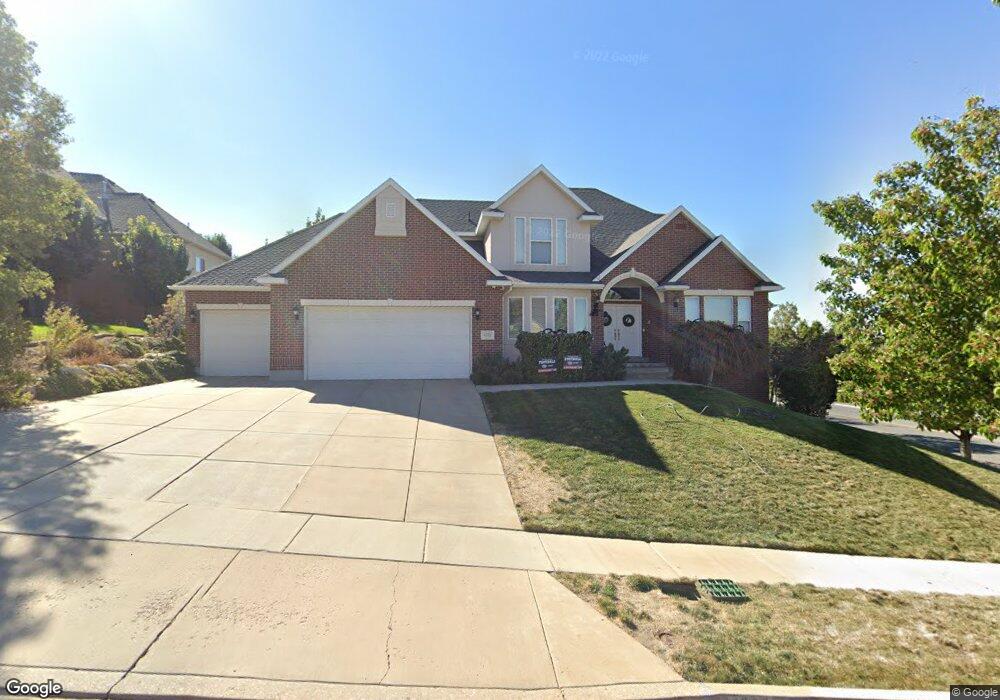 2416 S Scenic Cir, Bountiful, UT 84010 - photo 1