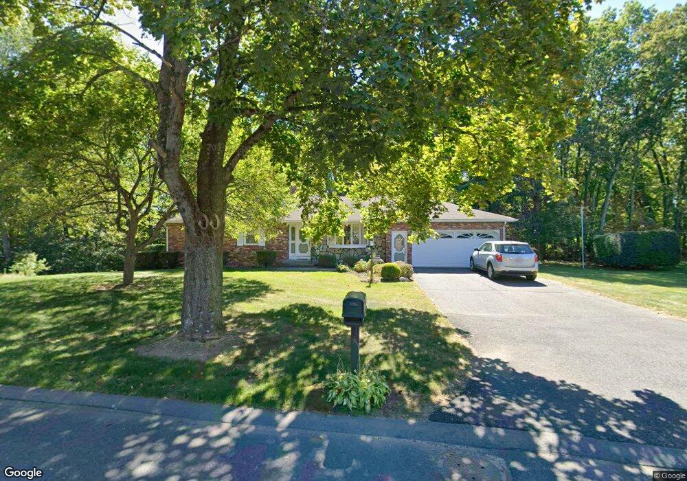 221 Valley View Cir, West Springfield, MA 01089 - photo 1