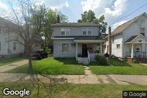 829 N Walut, Lansing, MI 48906
