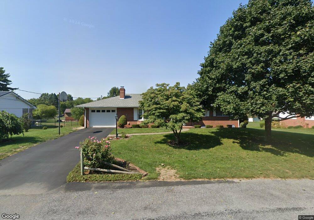 13405 Meadowview Ave, Waynesboro, PA 17268 - photo 1