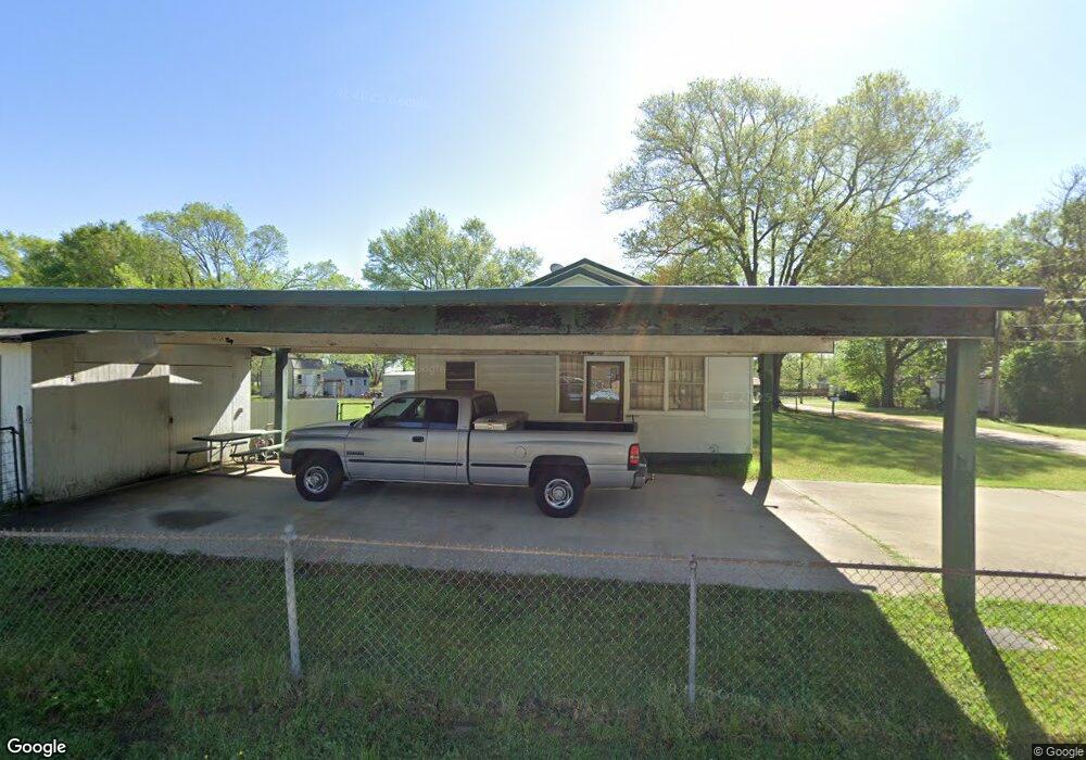 2206 Bluebonnet Dr, Texarkana, TX 75501 - photo 1