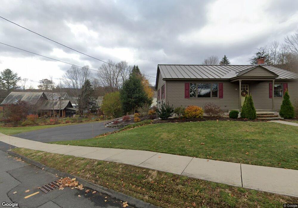 18 Franklin St, Shelburne Falls, MA 01370 - photo 1