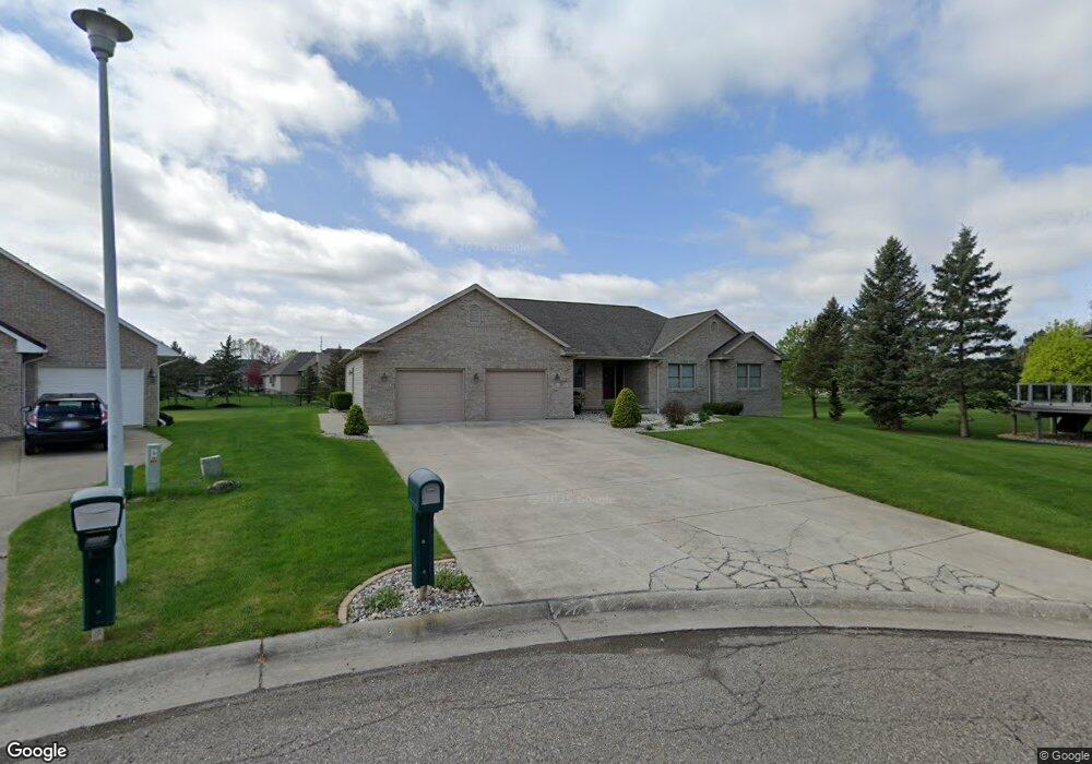 5071 Highpoint Dr, Swartz Creek, MI 48473 - photo 1