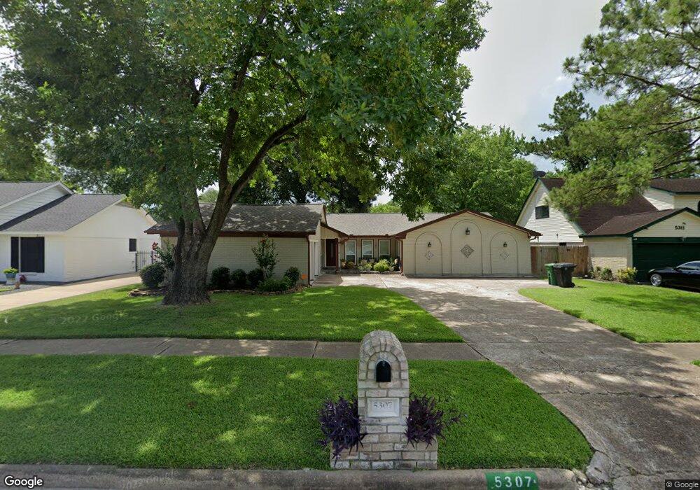 5307 Long Creek Ln, Houston, TX 77088 - photo 1